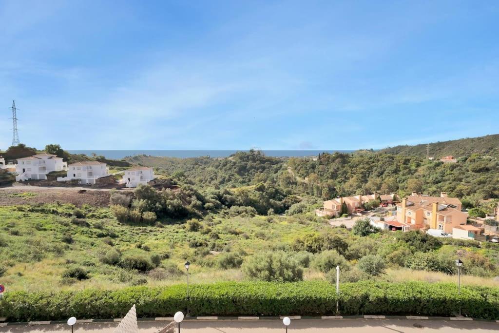 Duplex Con Vistas Al Mar, Piscina Y Gimnasio - Las Abejeras 226 Estepona Exteriér fotografie